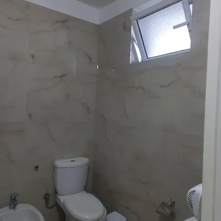 Relax House 度假居 Sarandë